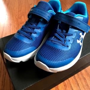 **BRAND NEW** Under Armour Shoe Blue Size 2.5